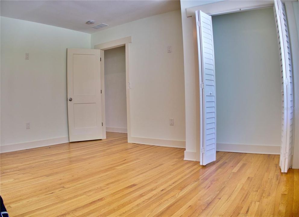 Под контрактом: $825,000 (4 спален, 3 ванн, 2812 Квадратных фут)