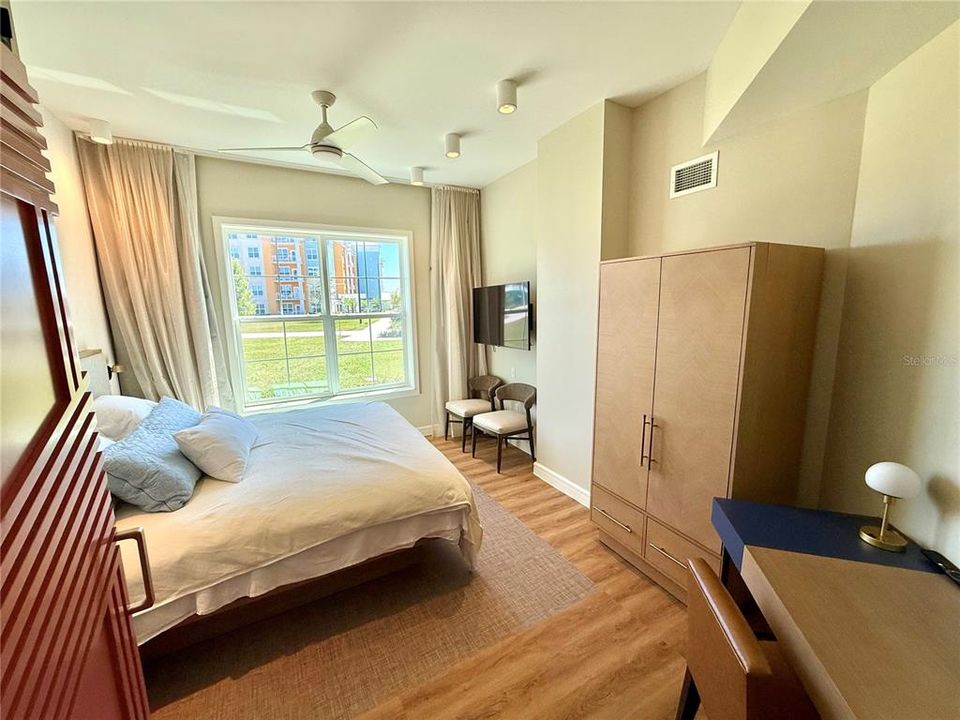 For Rent: $2,500 (2 beds, 2 baths, 1267 Square Feet)