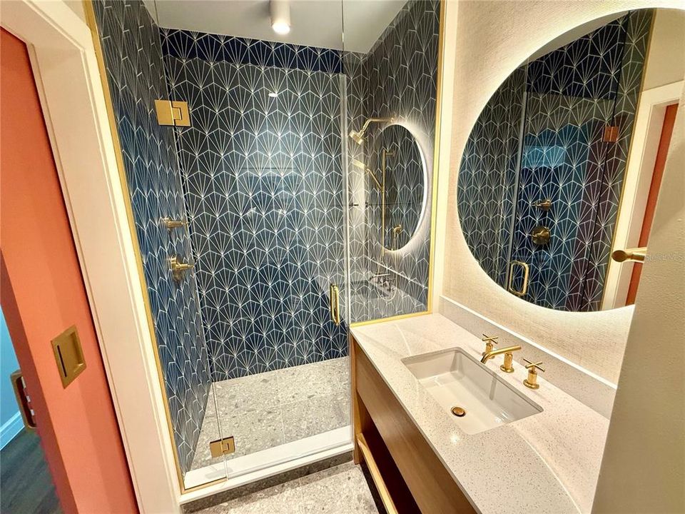 For Rent: $2,500 (2 beds, 2 baths, 1267 Square Feet)