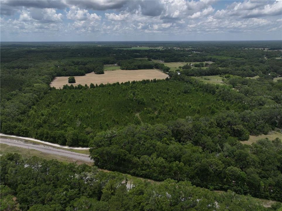 En Venta: $550,000 (30.95 acres)