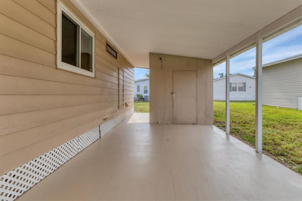 Activo con contrato: $165,900 (2 camas, 2 baños, 1000 Pies cuadrados)