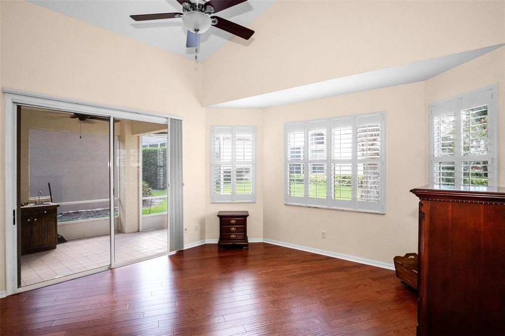 En Venta: $369,900 (2 camas, 2 baños, 1617 Pies cuadrados)