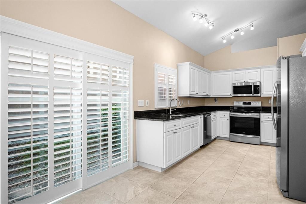 En Venta: $369,900 (2 camas, 2 baños, 1617 Pies cuadrados)