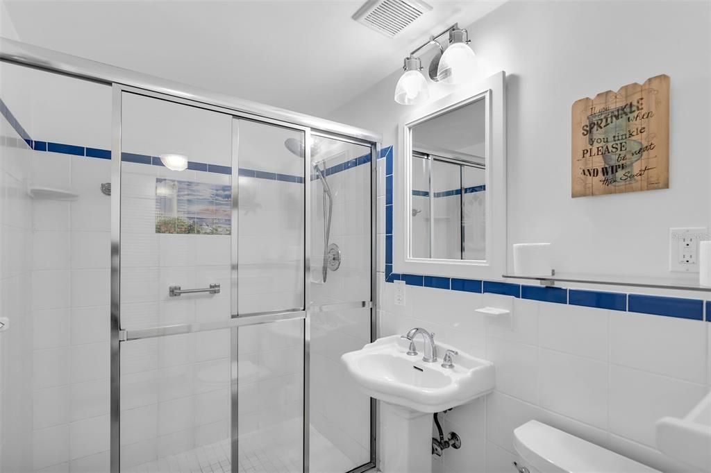 待售: $1,500,000 (3 贝兹, 3 浴室, 1440 平方英尺)