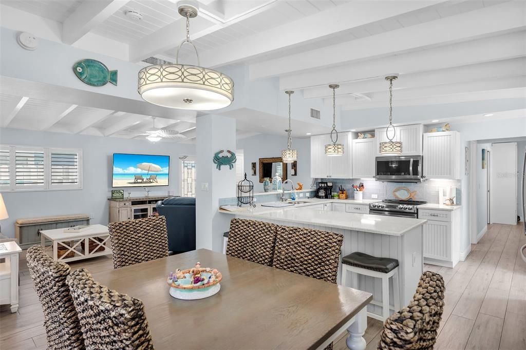 待售: $1,500,000 (3 贝兹, 3 浴室, 1440 平方英尺)