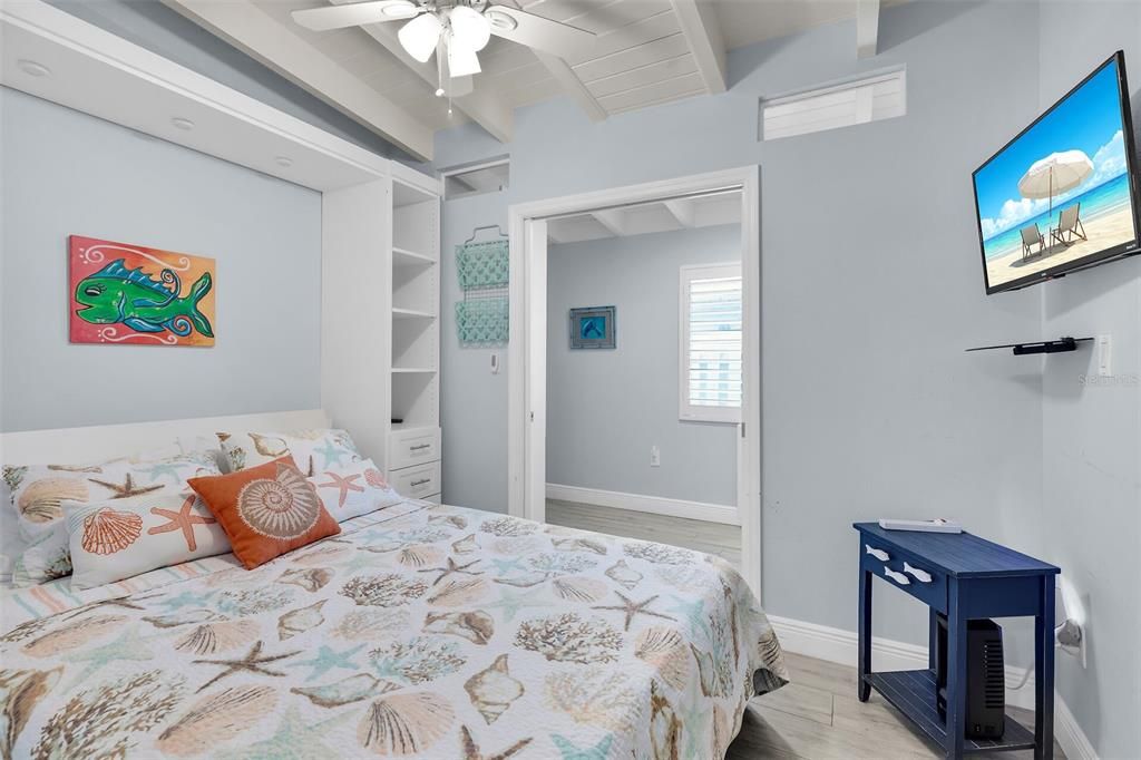 待售: $1,500,000 (3 贝兹, 3 浴室, 1440 平方英尺)