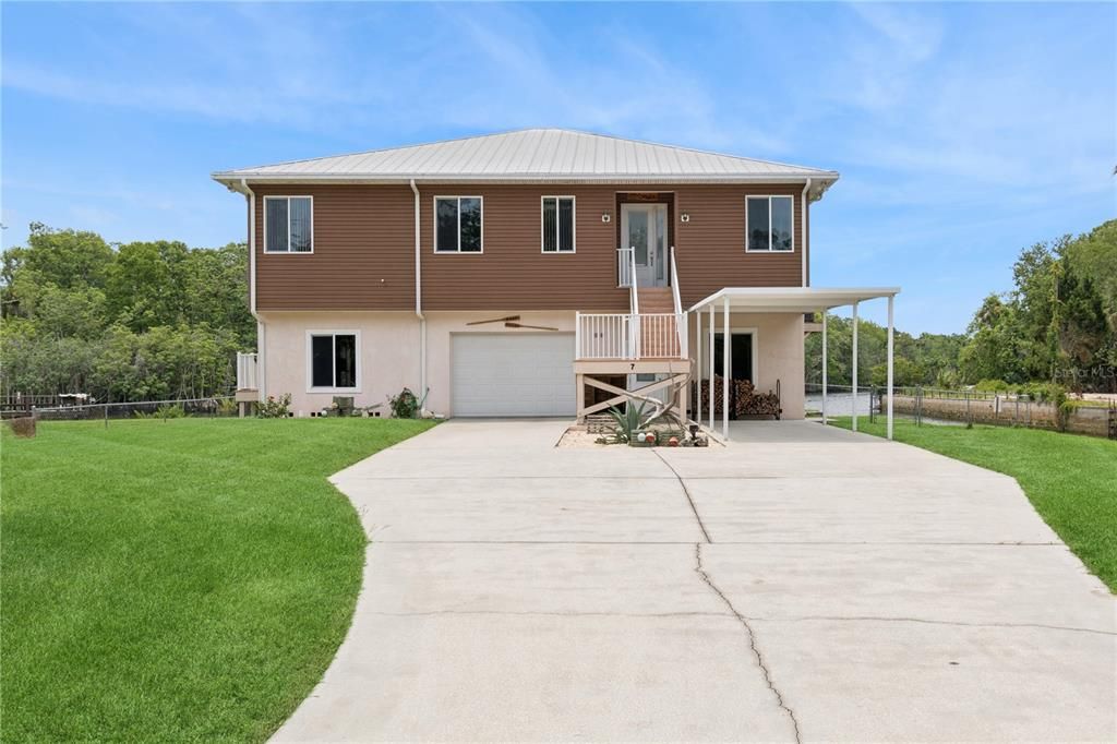 На продажу: $1,060,000 (3 спален, 2 ванн, 2117 Квадратных фут)