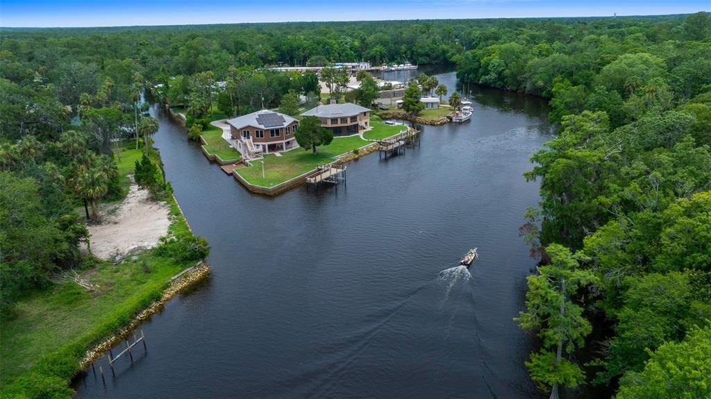 На продажу: $1,060,000 (3 спален, 2 ванн, 2117 Квадратных фут)