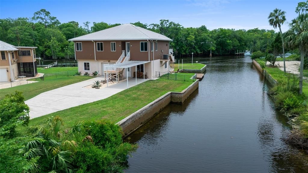 На продажу: $1,060,000 (3 спален, 2 ванн, 2117 Квадратных фут)