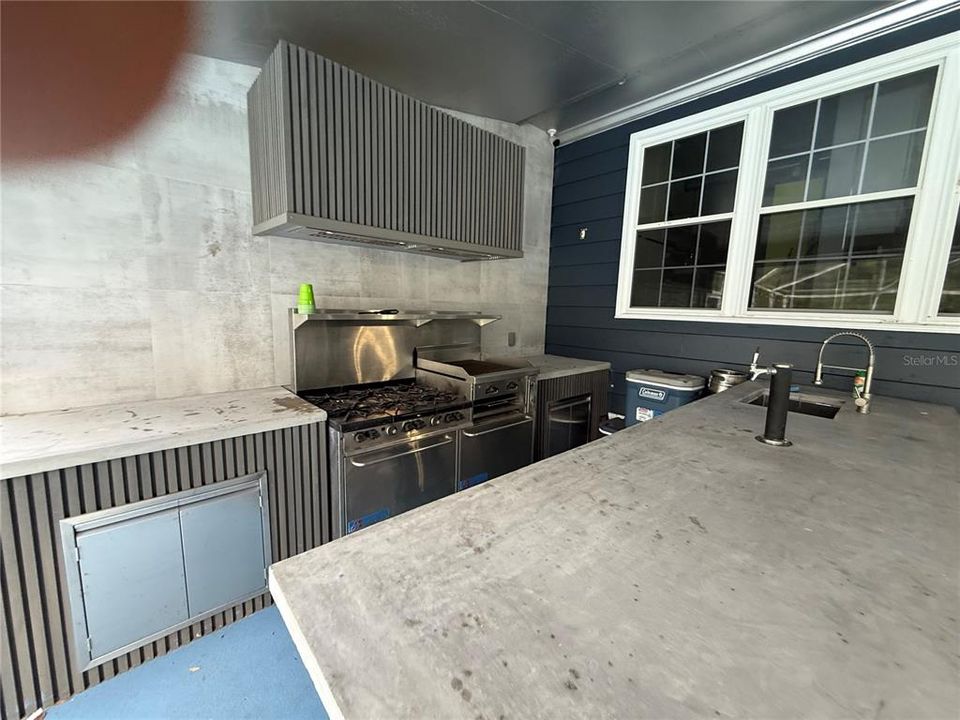 待售: $849,950 (5 贝兹, 4 浴室, 5200 平方英尺)