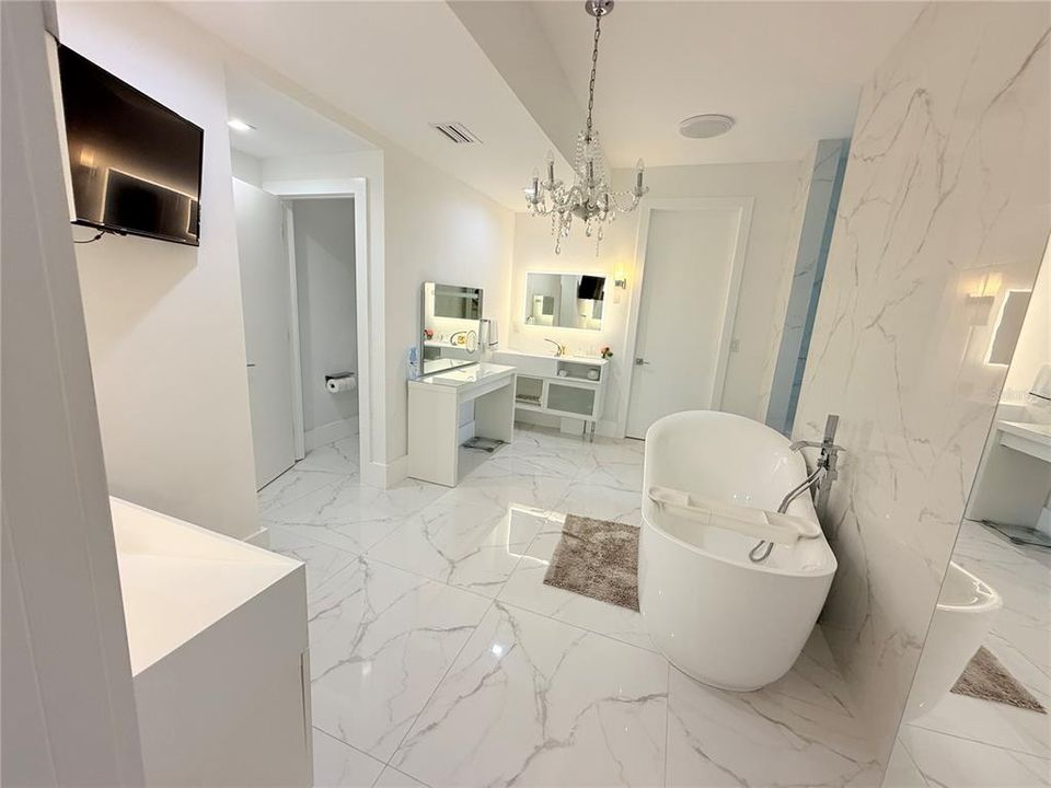 待售: $849,950 (5 贝兹, 4 浴室, 5200 平方英尺)