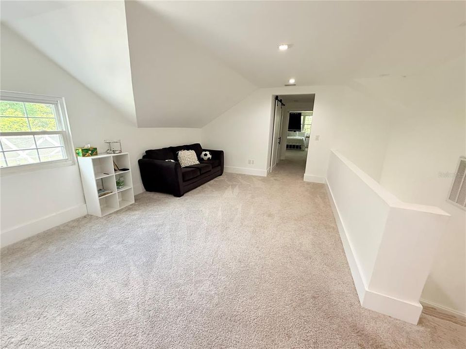 待售: $849,950 (5 贝兹, 4 浴室, 5200 平方英尺)