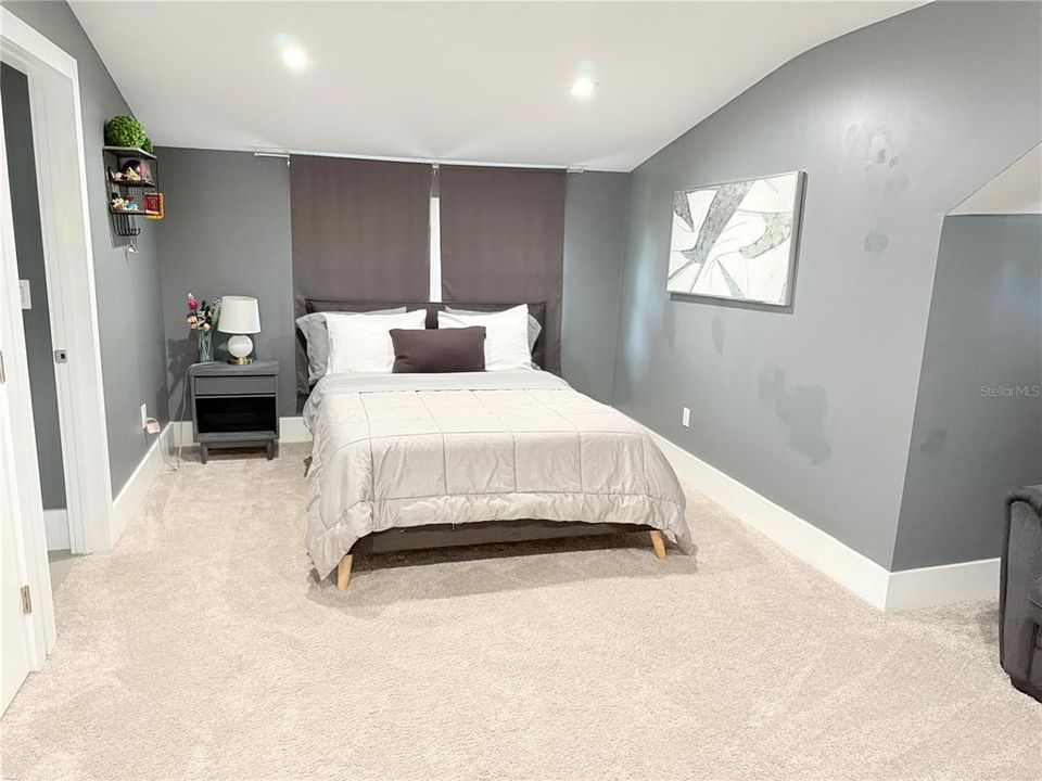 待售: $849,950 (5 贝兹, 4 浴室, 5200 平方英尺)