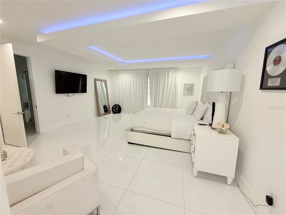 待售: $849,950 (5 贝兹, 4 浴室, 5200 平方英尺)