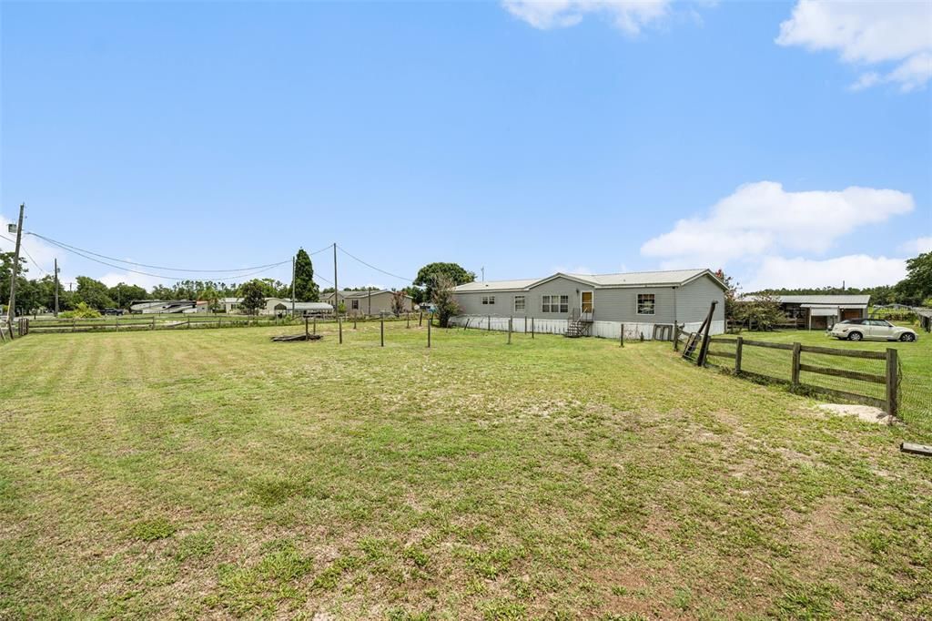 En Venta: $339,900 (4 camas, 3 baños, 2356 Pies cuadrados)