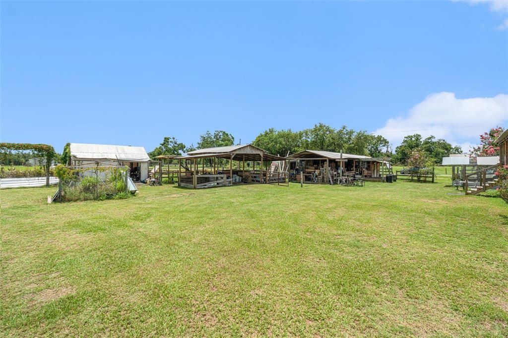 En Venta: $339,900 (4 camas, 3 baños, 2356 Pies cuadrados)