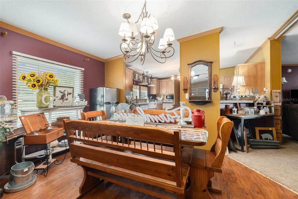 En Venta: $339,900 (4 camas, 3 baños, 2356 Pies cuadrados)