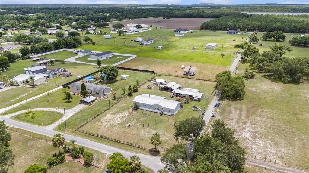 En Venta: $339,900 (4 camas, 3 baños, 2356 Pies cuadrados)