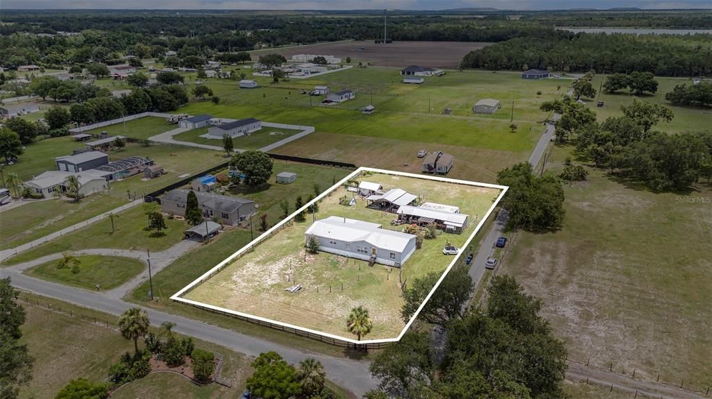 En Venta: $339,900 (4 camas, 3 baños, 2356 Pies cuadrados)