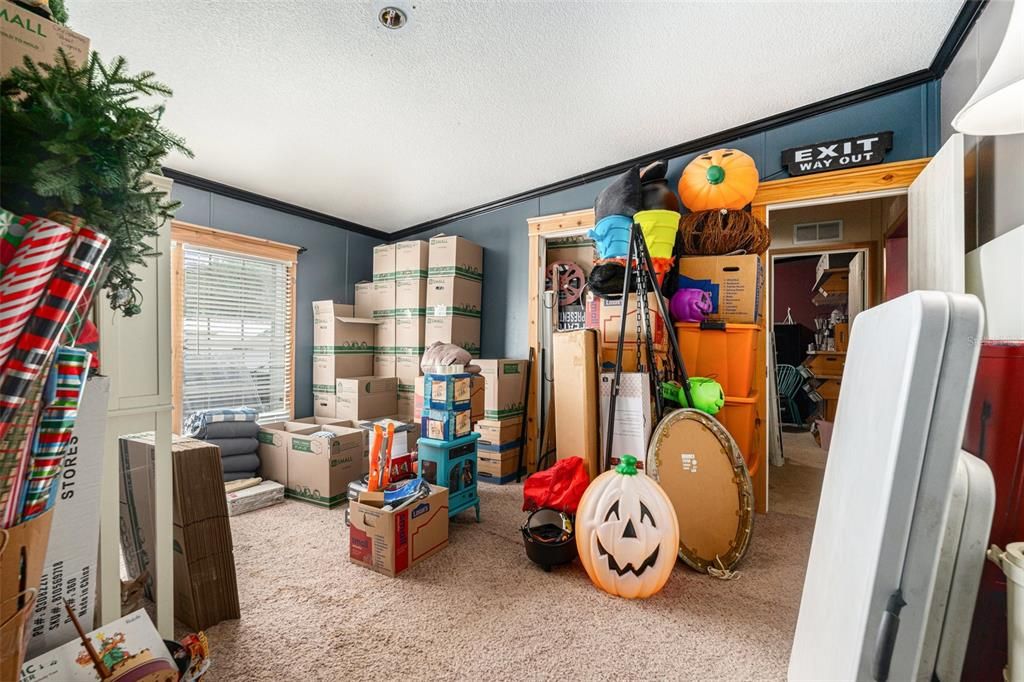 En Venta: $339,900 (4 camas, 3 baños, 2356 Pies cuadrados)