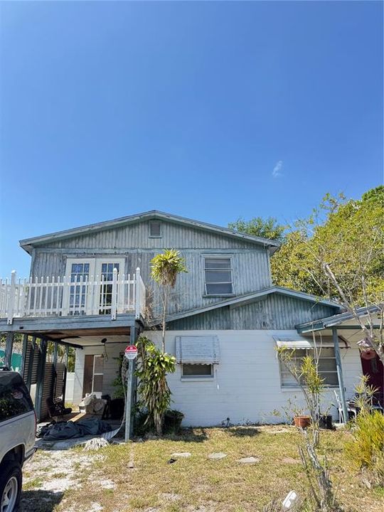 Recently Sold: $100,000 (4 beds, 2 baths, 1608 Square Feet)