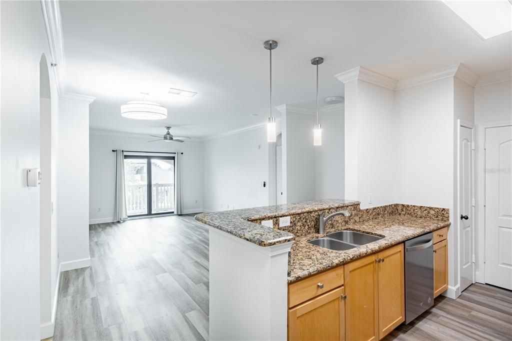 For Sale: $219,700 (2 beds, 2 baths, 1088 Square Feet)