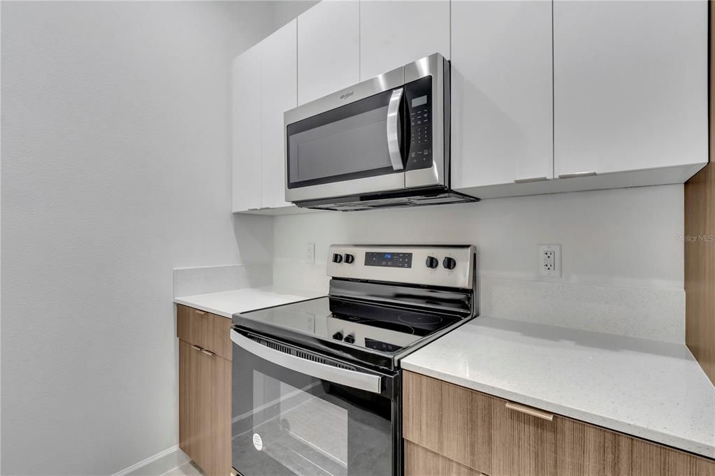 For Rent: $1,400 (2 beds, 2 baths, 1056 Square Feet)