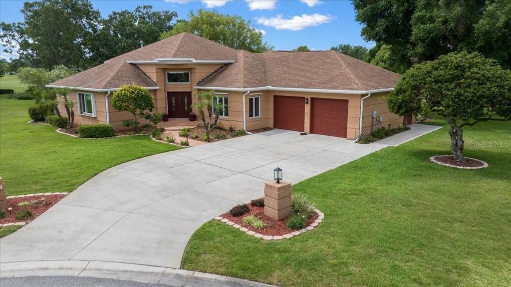 合同活跃: $599,900 (4 贝兹, 3 浴室, 3133 平方英尺)