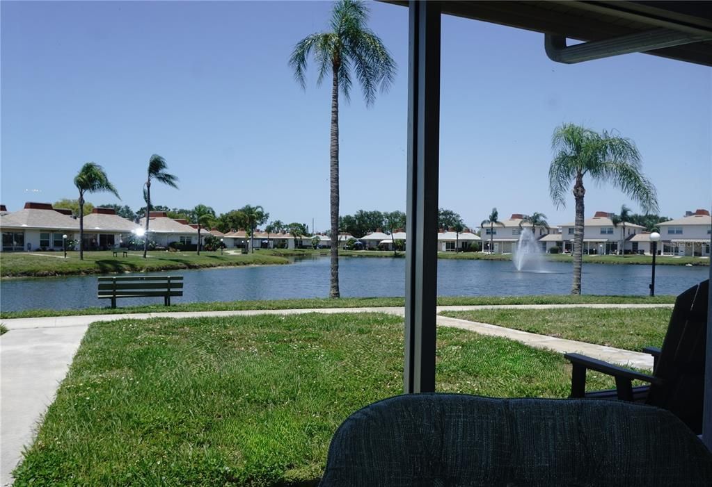 For Sale: $154,900 (2 beds, 1 baths, 825 Square Feet)