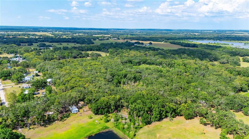 待售: $4,000,000 (40.00 acres)