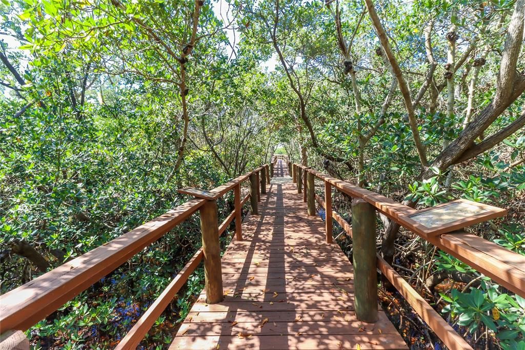 For Sale: $339,900 (4 beds, 3 baths, 2604 Square Feet)