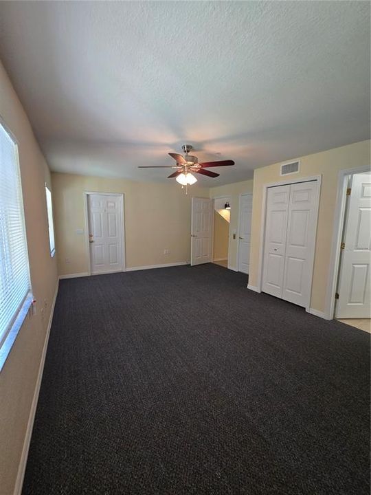 For Sale: $339,900 (4 beds, 3 baths, 2604 Square Feet)