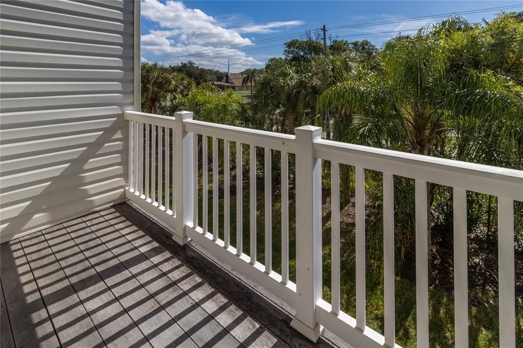 For Sale: $339,900 (4 beds, 3 baths, 2604 Square Feet)