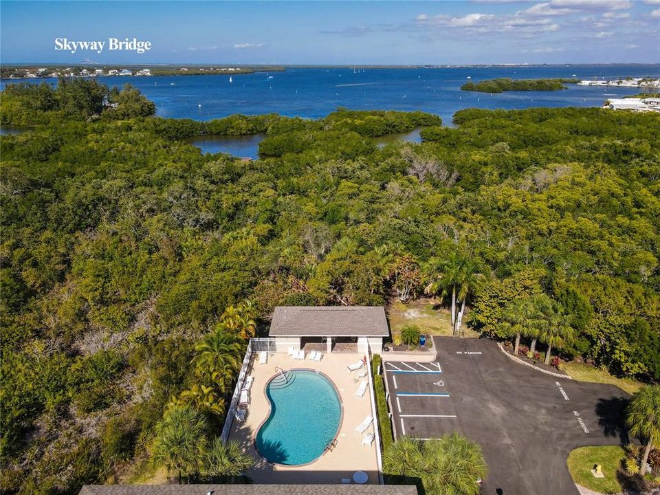 For Sale: $339,900 (4 beds, 3 baths, 2604 Square Feet)