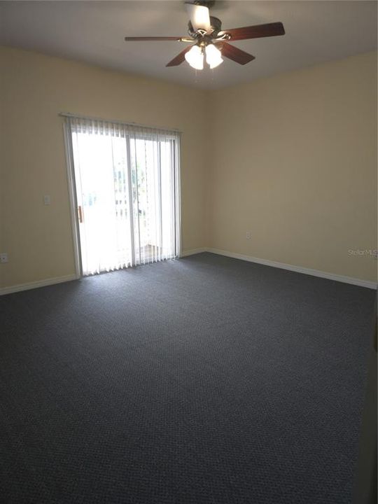 For Sale: $339,900 (4 beds, 3 baths, 2604 Square Feet)