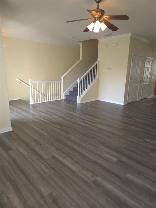 For Sale: $339,900 (4 beds, 3 baths, 2604 Square Feet)