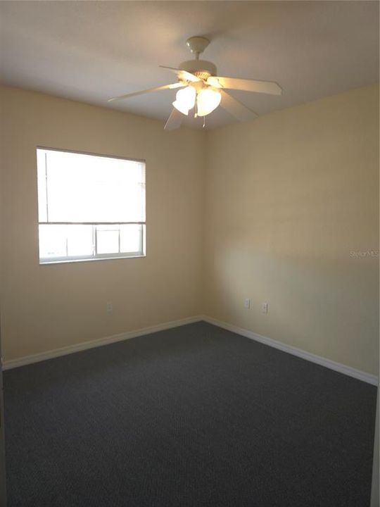 For Sale: $339,900 (4 beds, 3 baths, 2604 Square Feet)