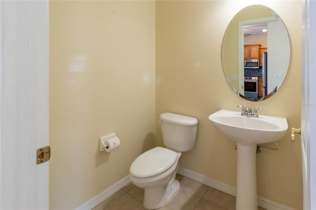 For Sale: $339,900 (4 beds, 3 baths, 2604 Square Feet)