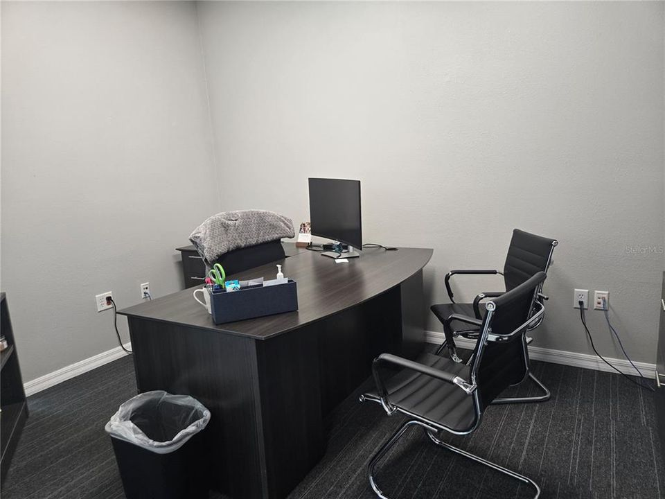 合同活跃: $3,749,900 (0 贝兹, 0 浴室, 17291 平方英尺)