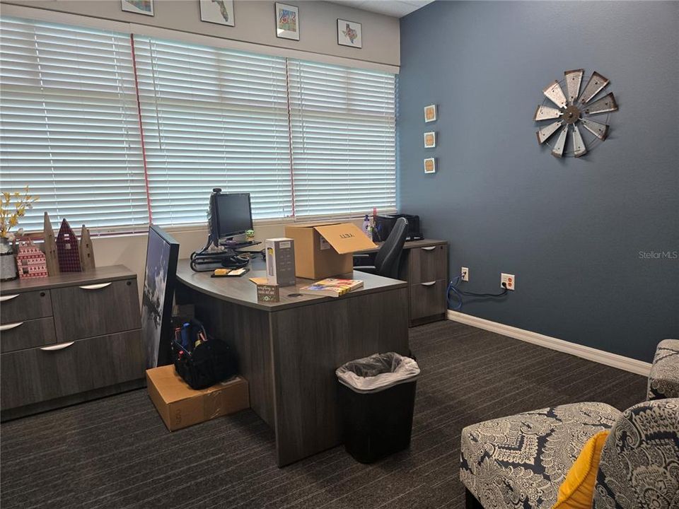 合同活跃: $3,749,900 (0 贝兹, 0 浴室, 17291 平方英尺)