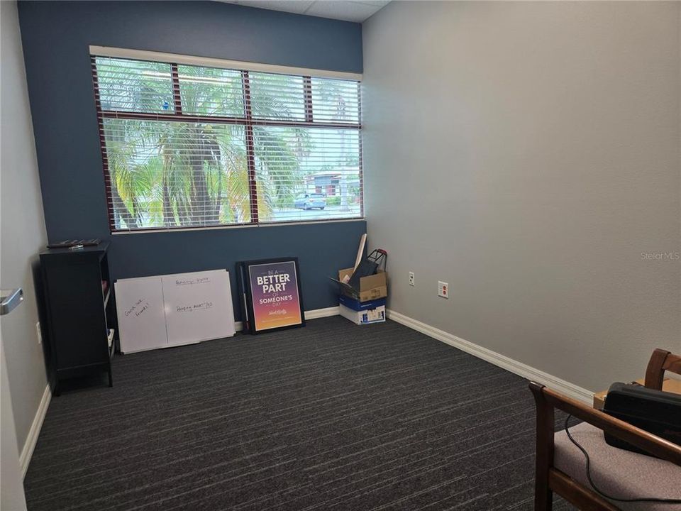 合同活跃: $3,749,900 (0 贝兹, 0 浴室, 17291 平方英尺)