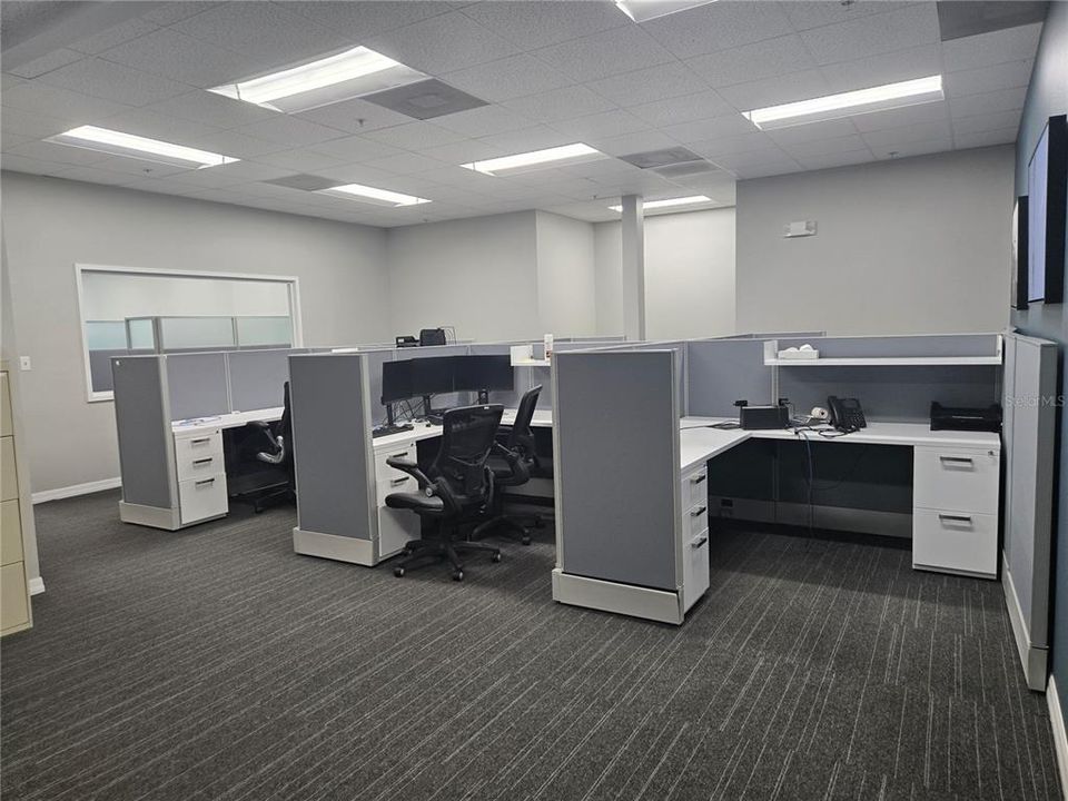 合同活跃: $3,749,900 (0 贝兹, 0 浴室, 17291 平方英尺)