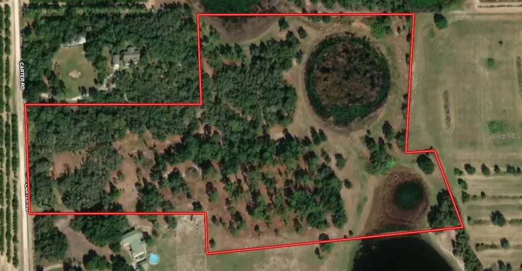 На продажу: $616,000 (22.16 acres)