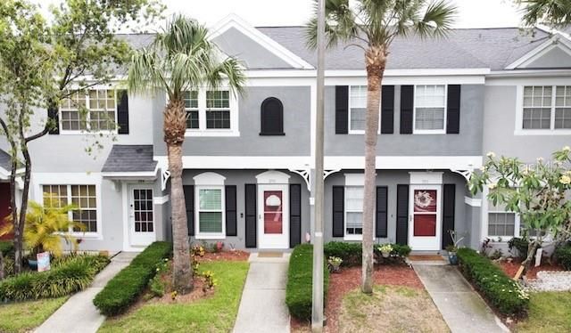 For Sale: $280,000 (2 beds, 2 baths, 1110 Square Feet)