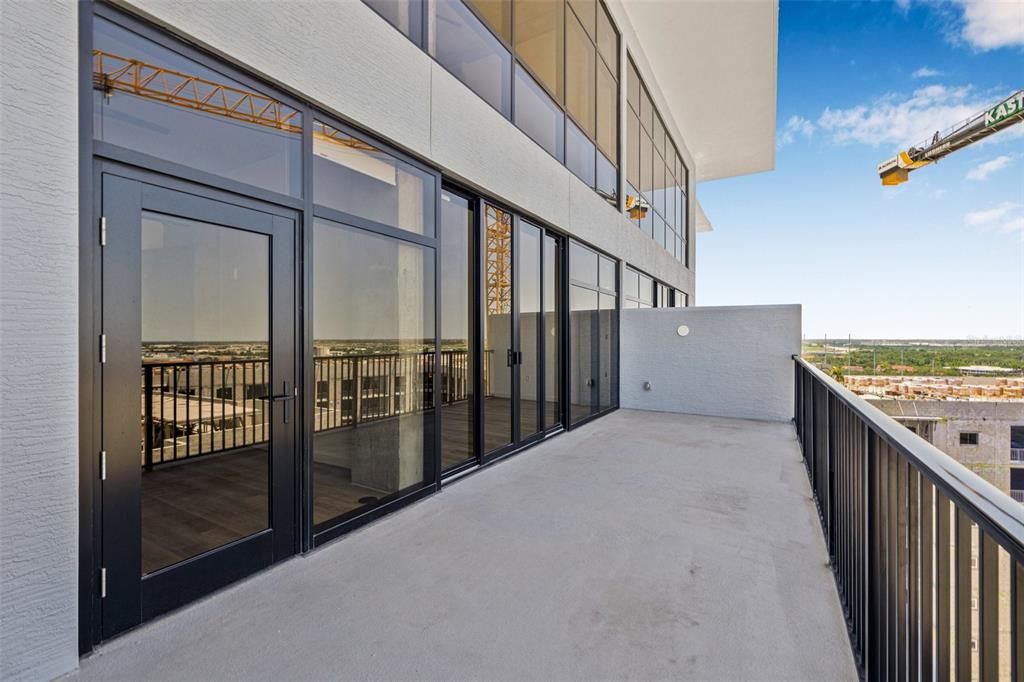 For Rent: $6,995 (3 beds, 3 baths, 1891 Square Feet)