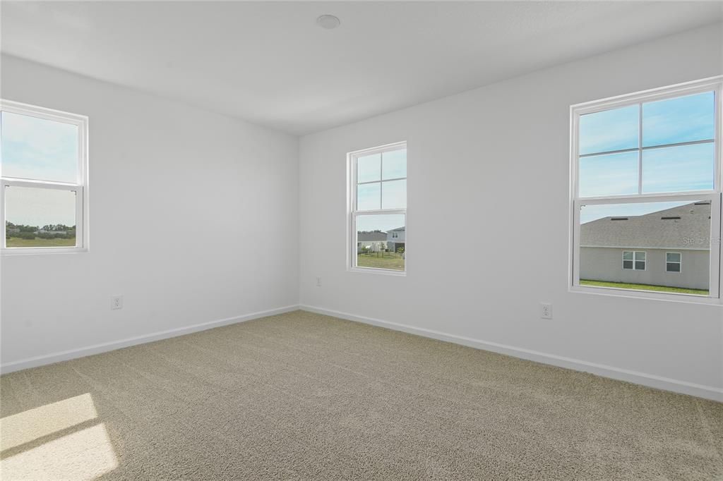 Active With Contract: $436,643 (5 beds, 3 baths, 3030 Square Feet)