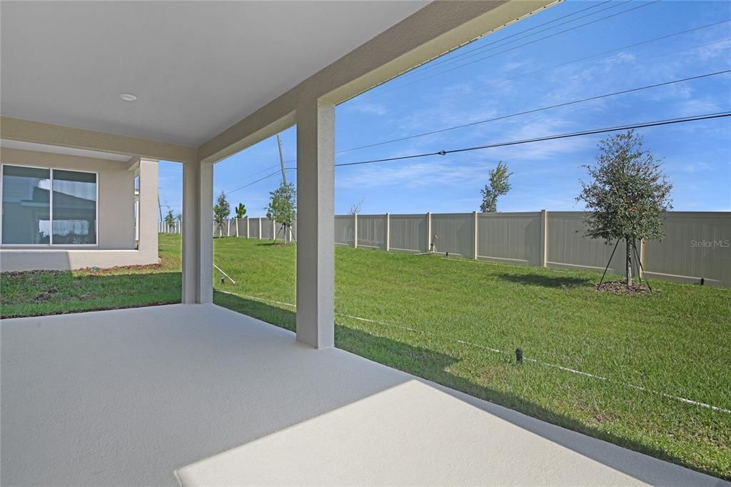 Active With Contract: $436,643 (5 beds, 3 baths, 3030 Square Feet)