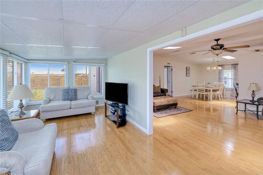 En Venta: $234,900 (3 camas, 2 baños, 1876 Pies cuadrados)