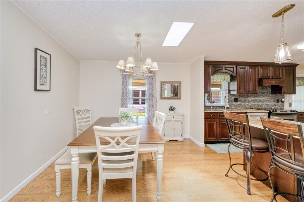 En Venta: $234,900 (3 camas, 2 baños, 1876 Pies cuadrados)