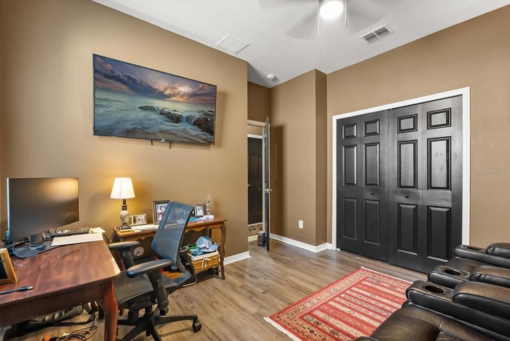 Active With Contract: $617,500 (5 beds, 4 baths, 2830 Square Feet)